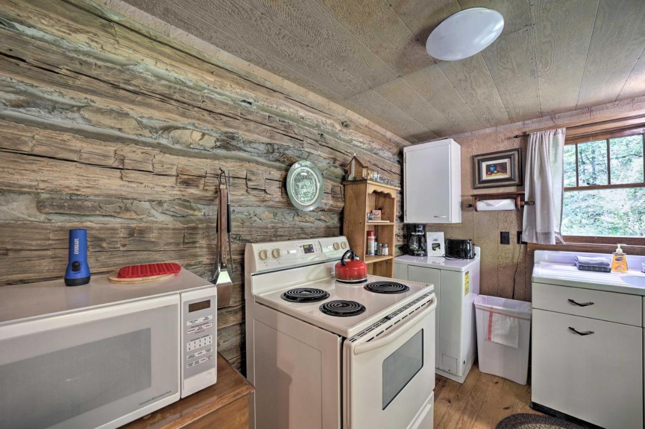 Historic Cabin Grill And Hiking Trail Access! Bryson City Zewnętrze zdjęcie