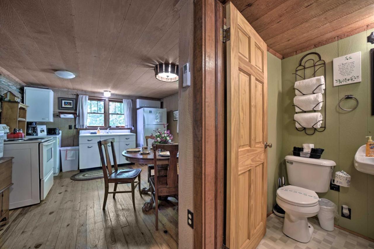 Historic Cabin Grill And Hiking Trail Access! Bryson City Zewnętrze zdjęcie
